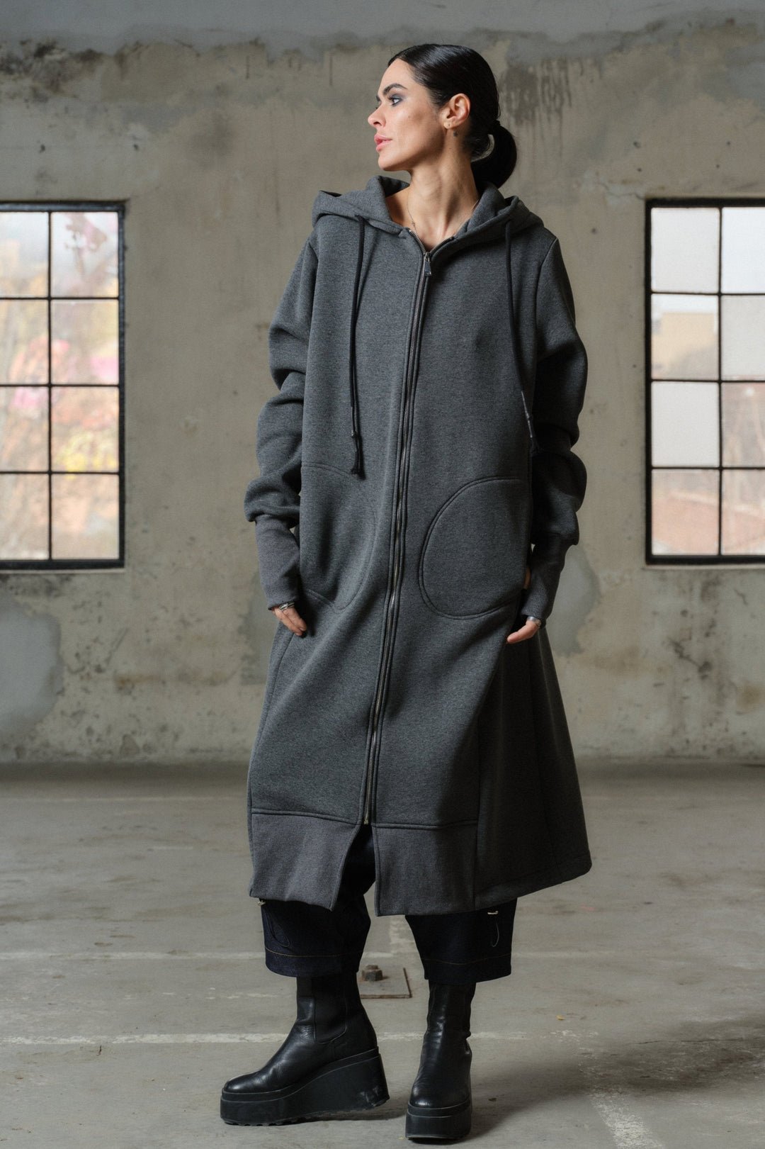 Extra long organic cotton warm sweatshirt with hood