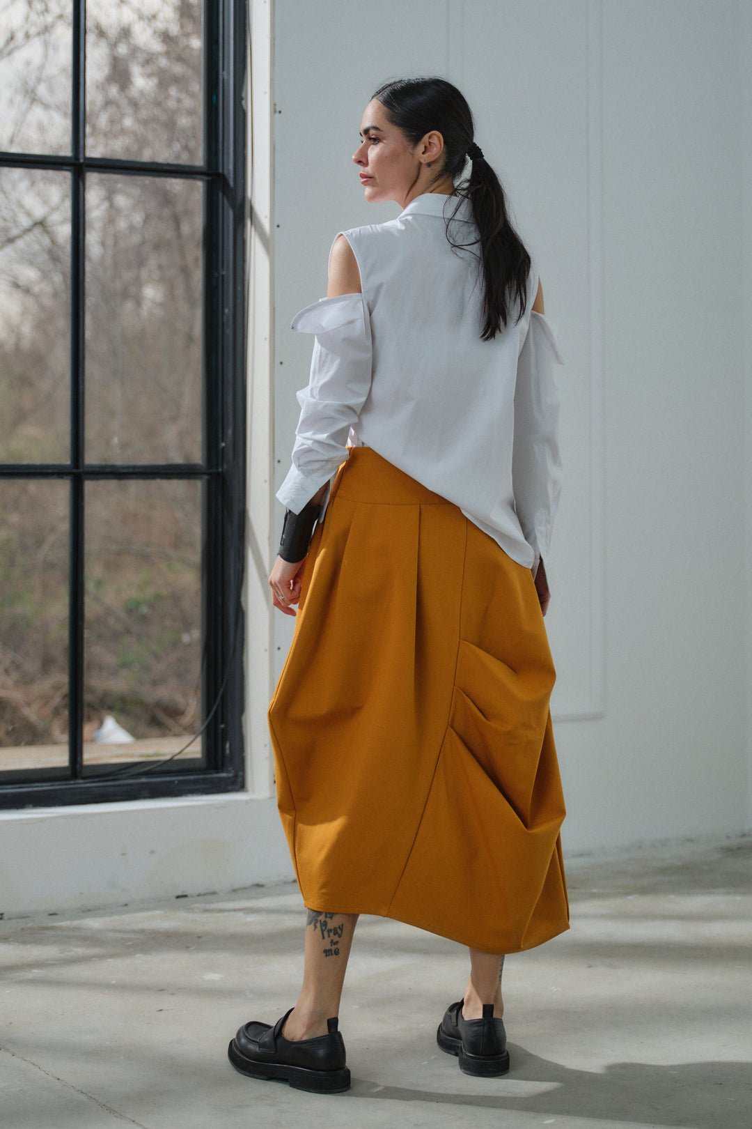 Asymmetrical viscose midi skirt
