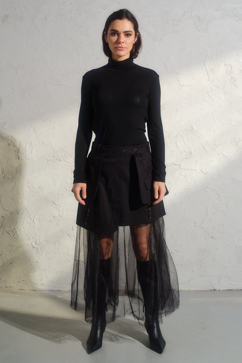 Black mini skirt with tulle petticoat 