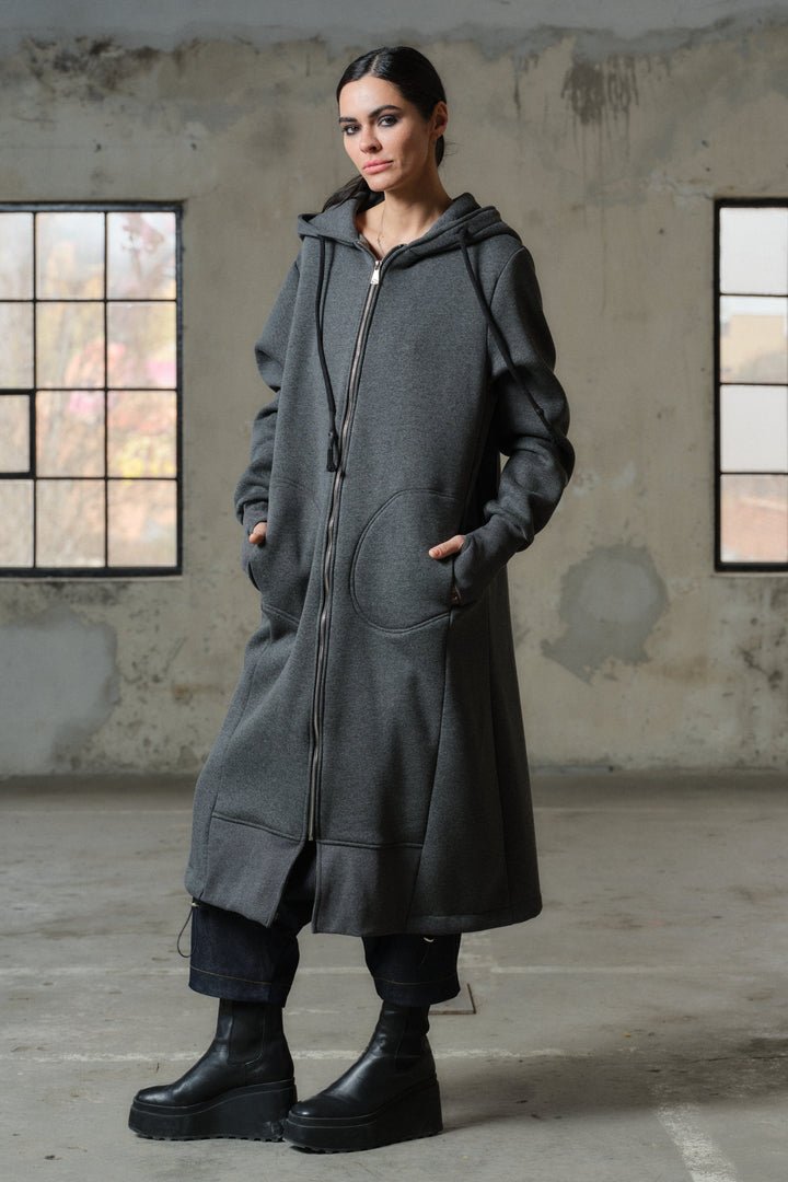 Extra long organic cotton warm sweatshirt with hood